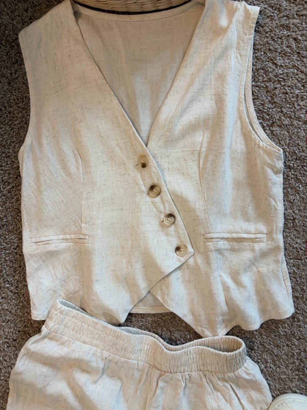 SHEIN - “NWOT” Cream Button-Front Vest with Matching Wide-Leg Pants - Picture 3 of 5
